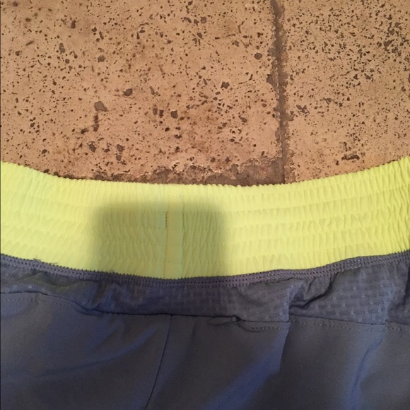 Grey & Yellow Champion Exercise Shorts - Picture 3 of 4